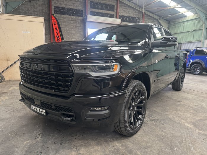 2025 RAM 1500 Limited Hurricane HO RamBox DT MY26 4X4 Dual Range Diamond Black