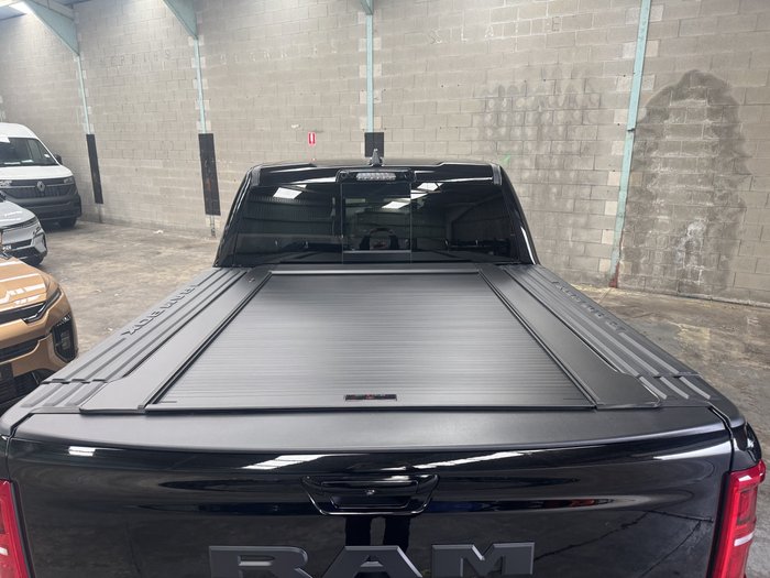 2025 RAM 1500 Limited Hurricane HO RamBox DT MY26 4X4 Dual Range Diamond Black