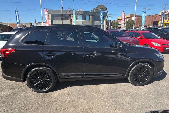 2020 Mitsubishi Outlander Black Edition