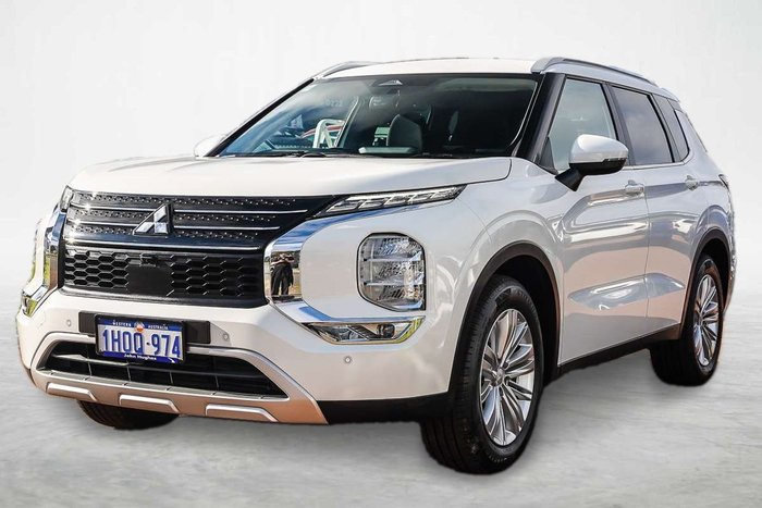 2022 Mitsubishi Outlander LS