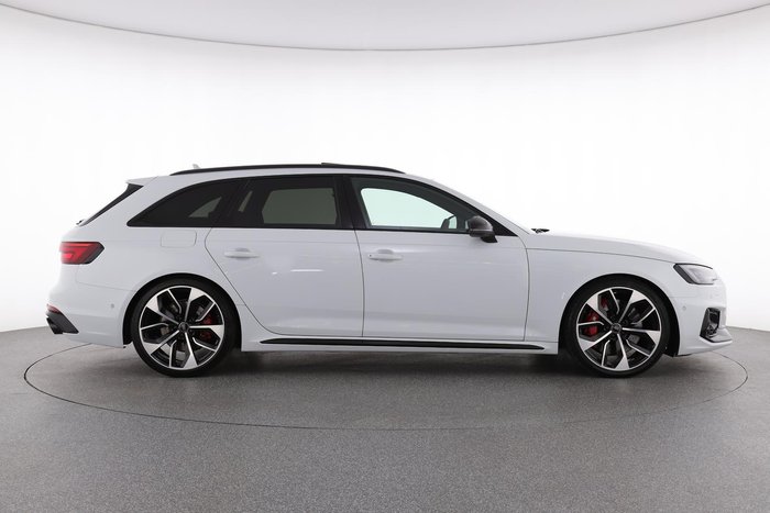 2019 Audi RS4