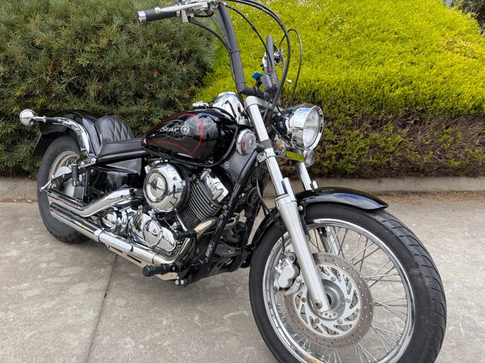 2010 Yamaha XVS650 V-STAR CUSTOM Black