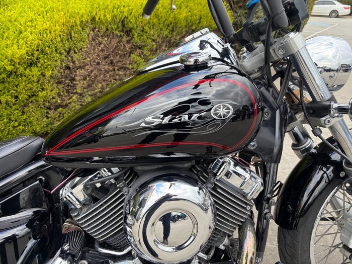 2010 Yamaha XVS650 V-STAR CUSTOM Black