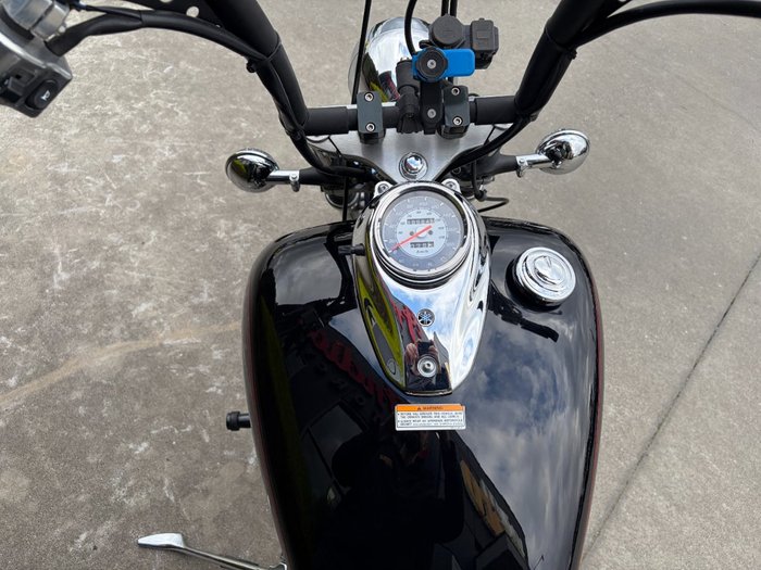 2010 Yamaha XVS650 V-STAR CUSTOM Black