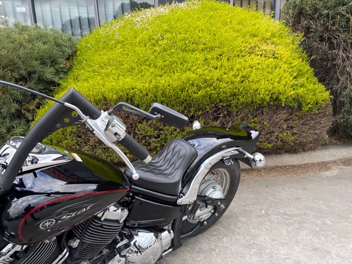 2010 Yamaha XVS650 V-STAR CUSTOM Black