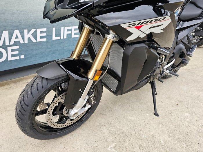 2026 BMW Motorrad S 1000 XR BLACK STORM METALLIC