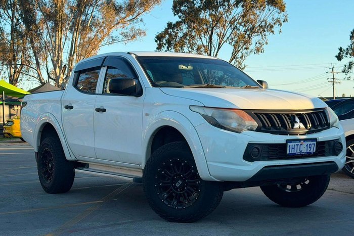 2016 Mitsubishi Triton