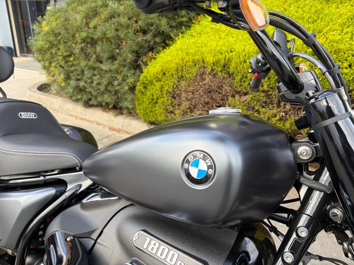 2023 BMW Motorrad R 18 ROCTANE