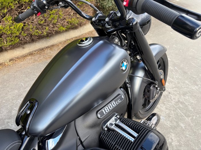 2023 BMW Motorrad R 18 ROCTANE Grey