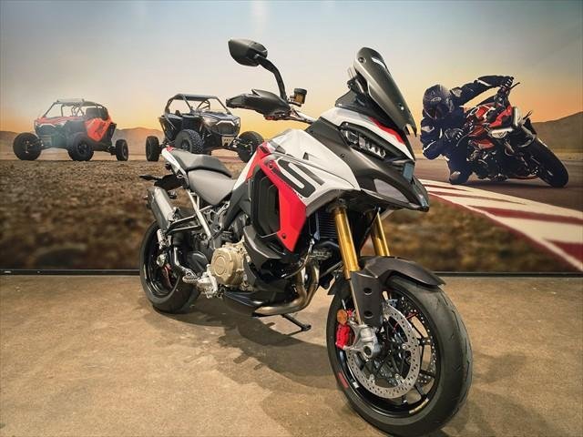 2025 Ducati Multistrada V4 RS MY24