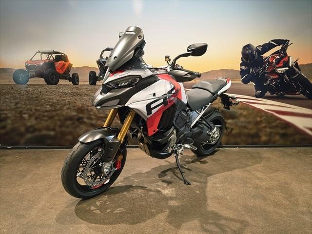 2025 Ducati Multistrada V4 RS MY24