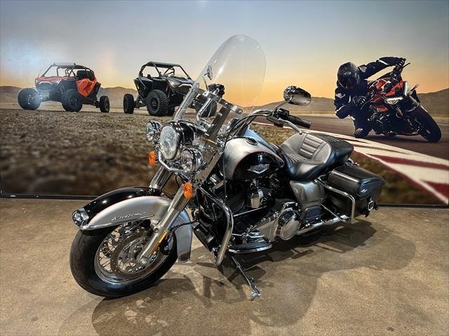 2015 Harley-Davidson Road King Classic 1690 (FLHRC)