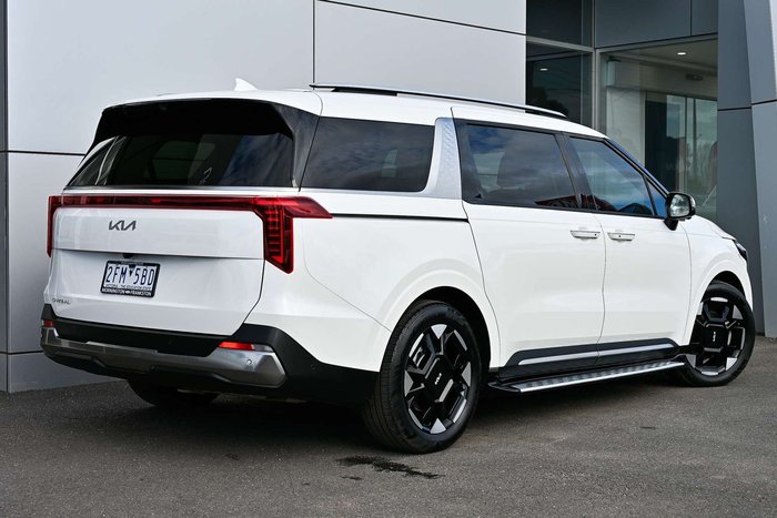 2024 Kia Carnival GT-Line Lite