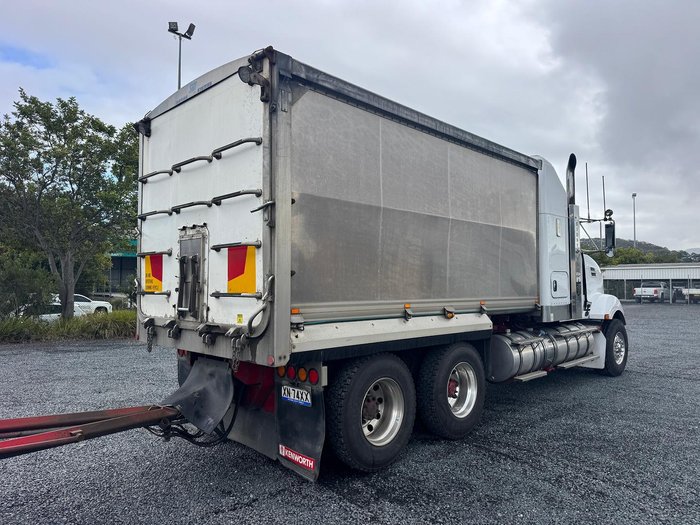 2014 Kenworth T600 Series T609