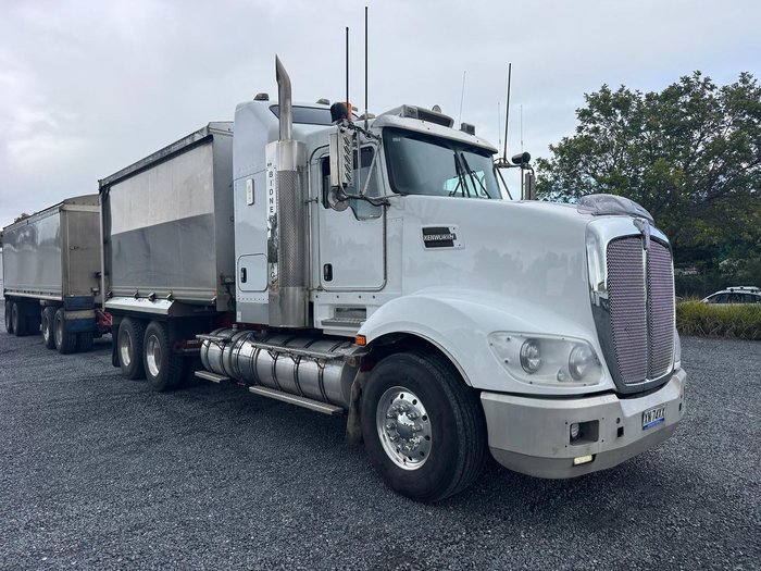 2014 Kenworth T600 Series T609