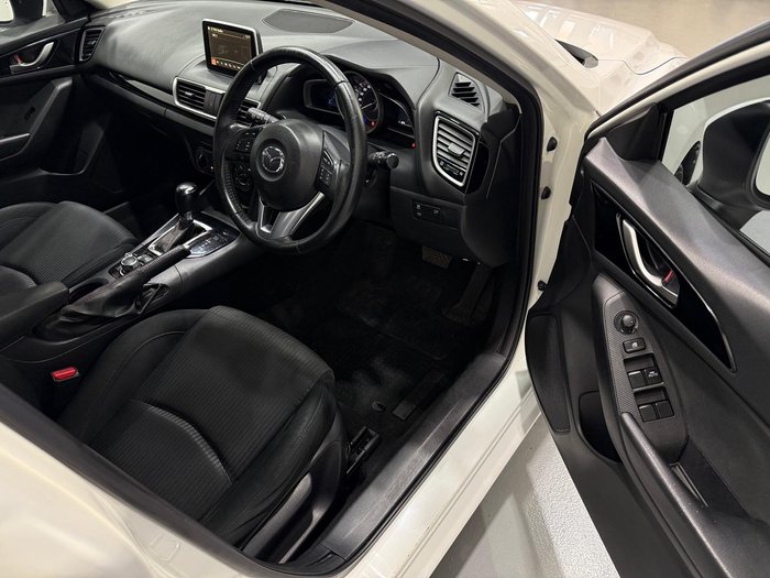 2014 Mazda 3 Maxx