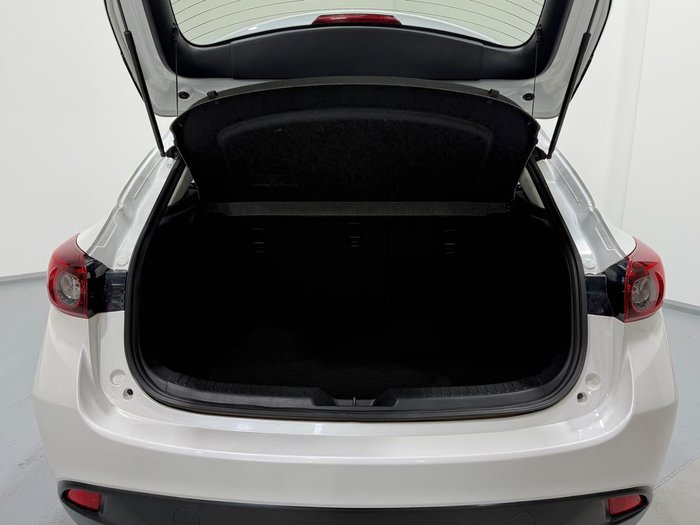 2014 Mazda 3 Maxx