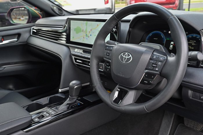 2025 Toyota Camry SL AXVH80R Jasper Red