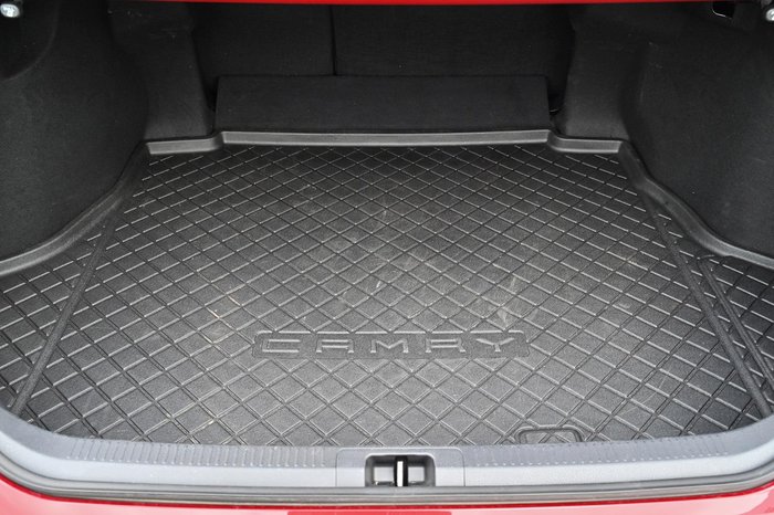 2025 Toyota Camry SL AXVH80R Jasper Red