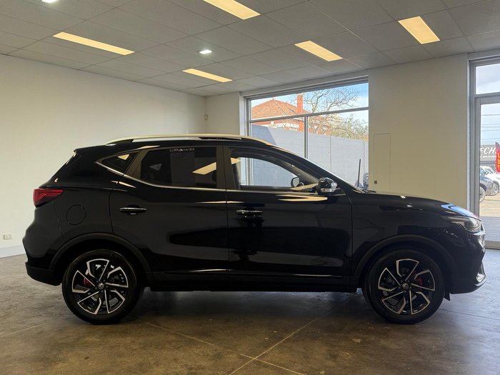 2023 MG ZST Essence