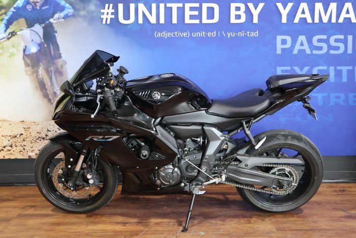 2023 Yamaha YZF-R7HO Black