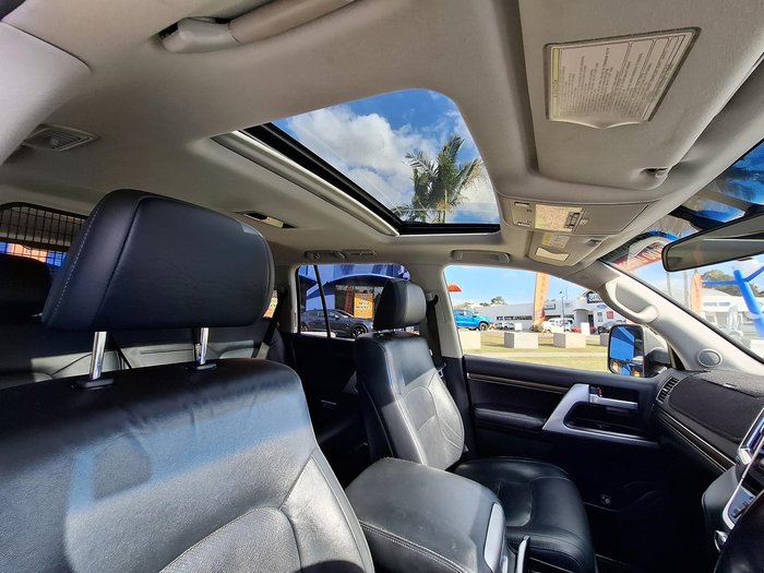 2017 Toyota Landcruiser VX