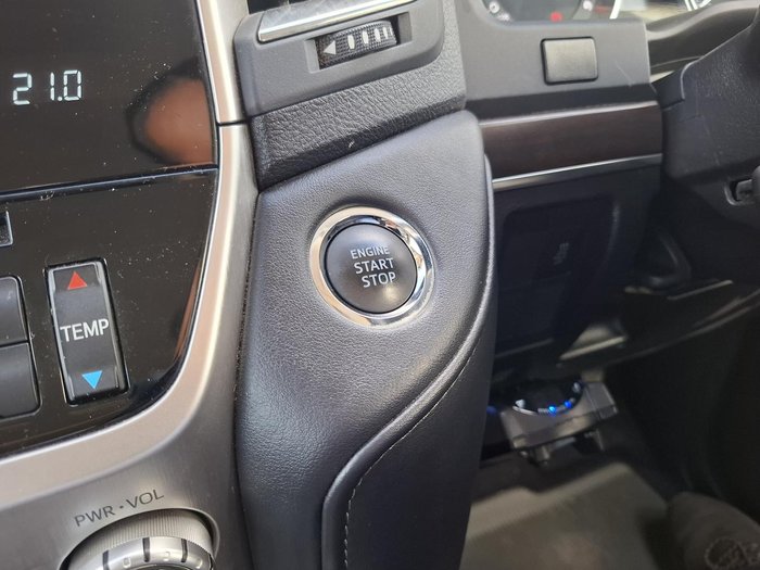 2017 Toyota Landcruiser VX
