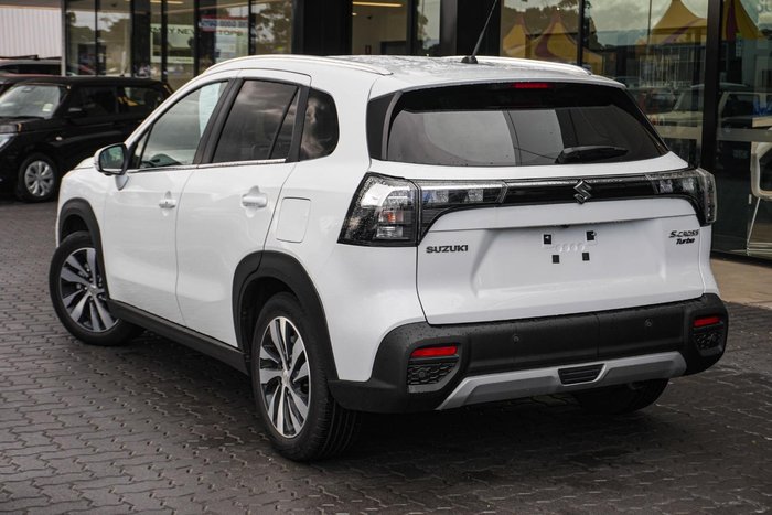 2023 Suzuki S-Cross Plus