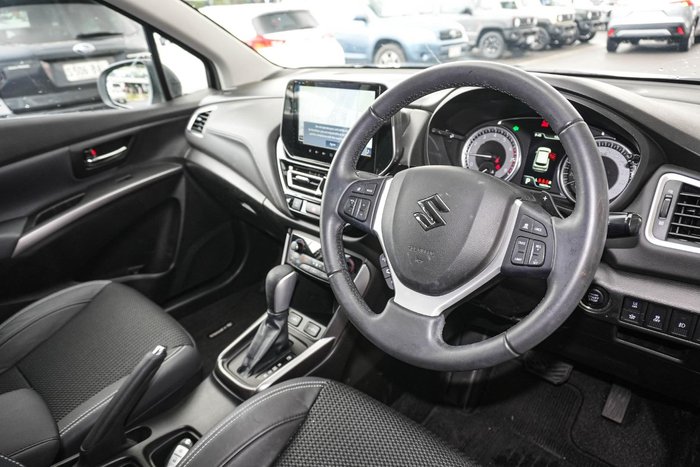 2023 Suzuki S-Cross Plus
