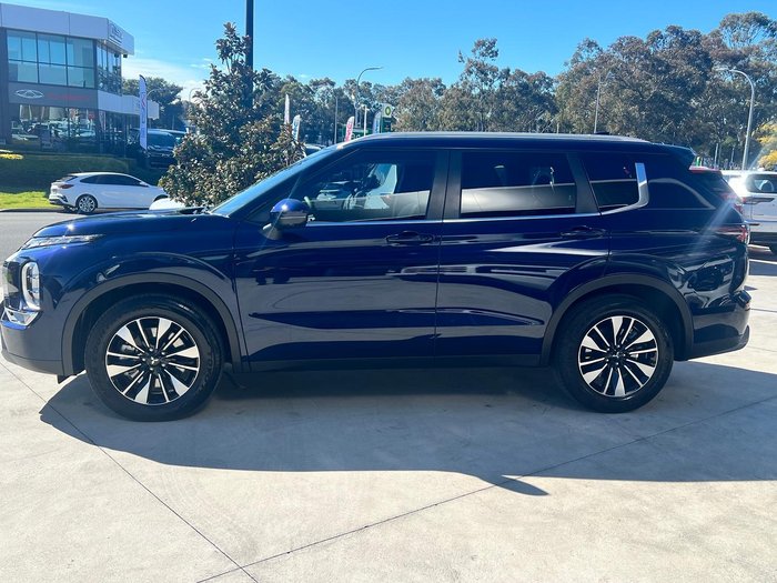 2025 Mitsubishi Outlander LS