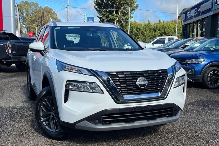2024 Nissan X-TRAIL ST
