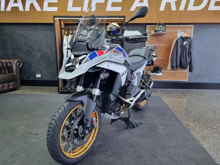 2026 BMW Motorrad 2026 Bmw 1300CC R 1300 GS Trophy White Aluminium Metallic Matt