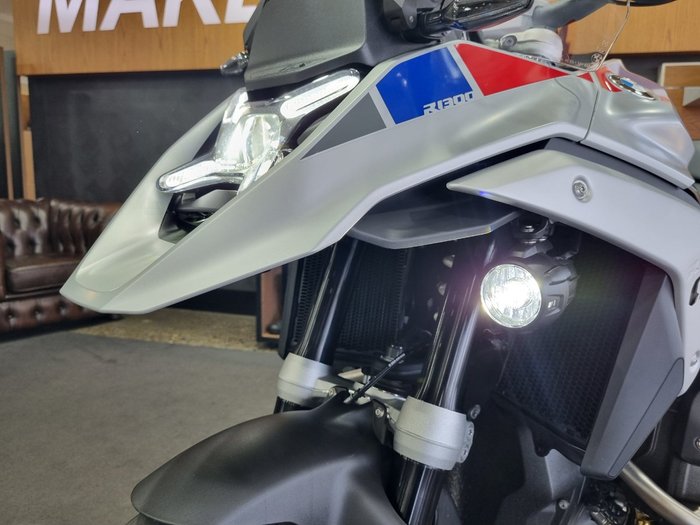 2026 BMW Motorrad 2026 Bmw 1300CC R 1300 GS Trophy White Aluminium Metallic Matt