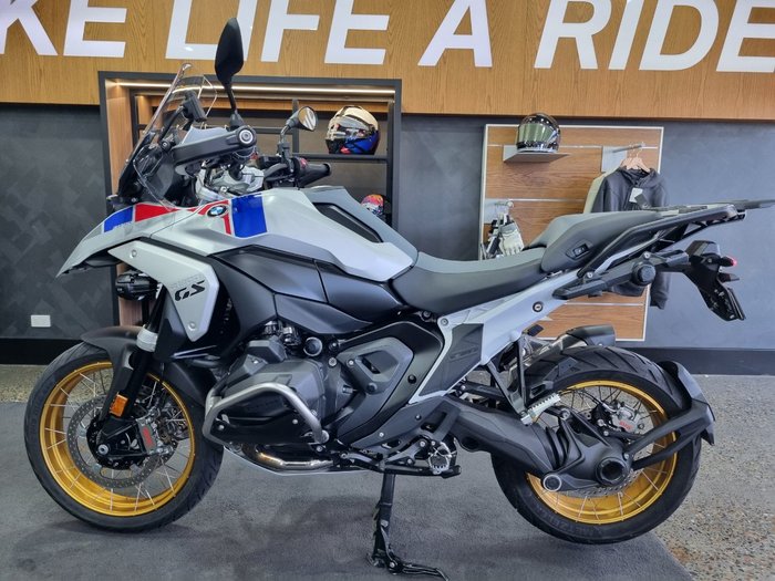 2026 BMW Motorrad 2026 Bmw 1300CC R 1300 GS Trophy White Aluminium Metallic Matt