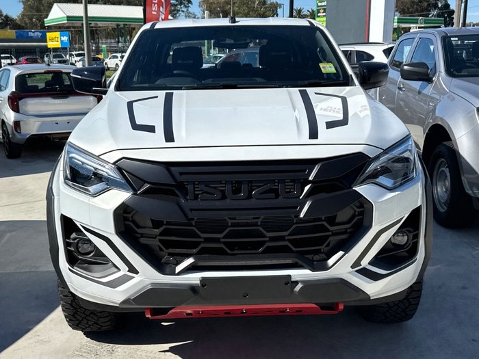 2026 Isuzu D-MAX BLADE