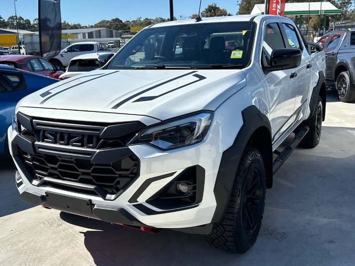 2026 Isuzu D-MAX BLADE