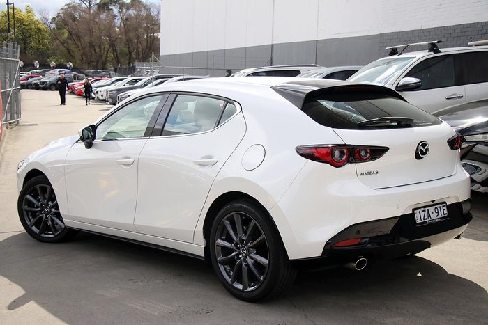2025 Mazda 3 G20 Touring