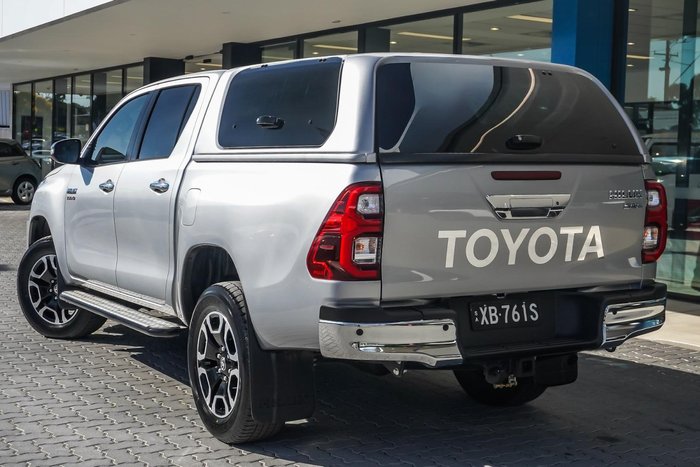 2021 Toyota Hilux SR5