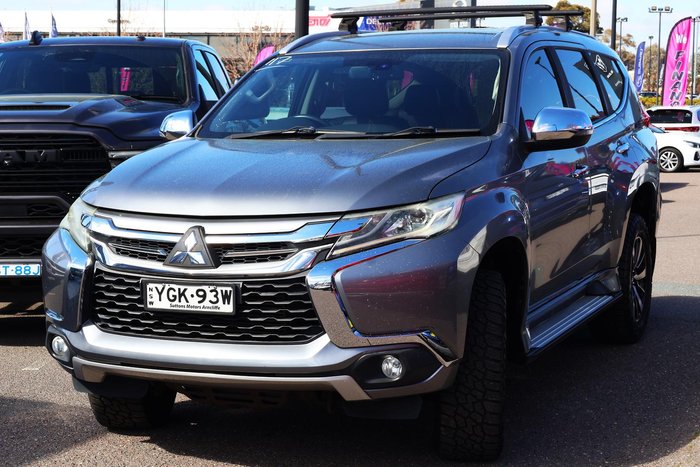 2016 Mitsubishi Pajero Sport GLS