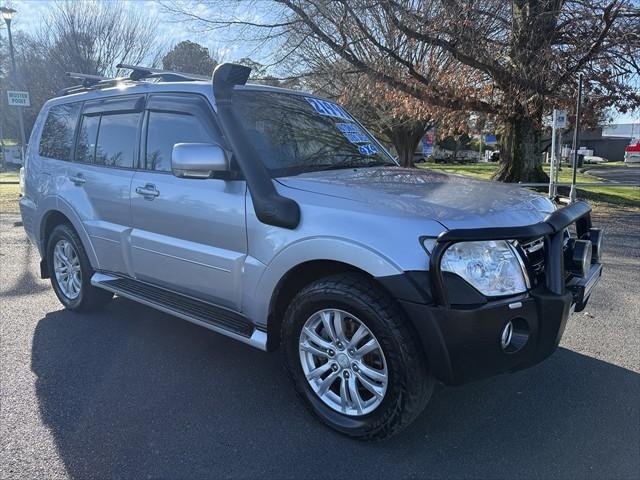 2013 Mitsubishi Pajero