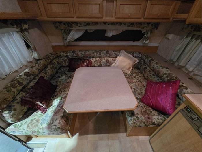 2002 Jayco HERITAGE