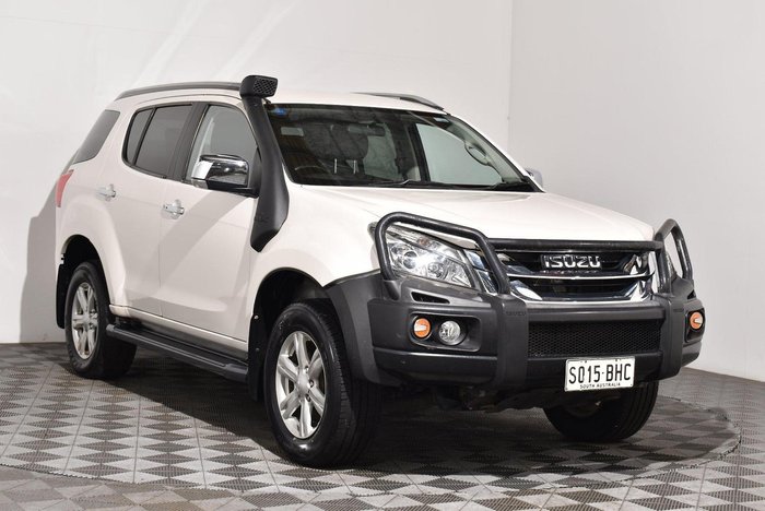 2015 Isuzu MU-X