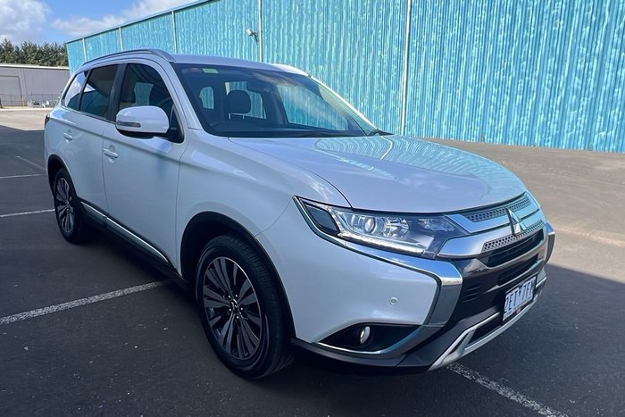 2021 Mitsubishi Outlander LS