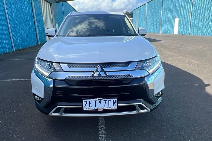 2021 Mitsubishi Outlander LS