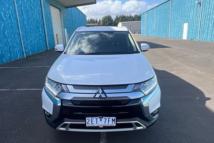 2021 Mitsubishi Outlander LS