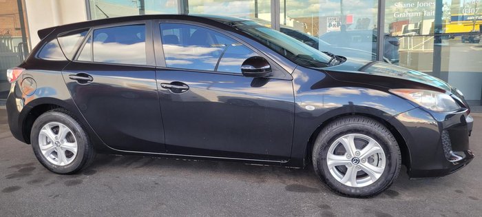 2013 Mazda 3 Neo