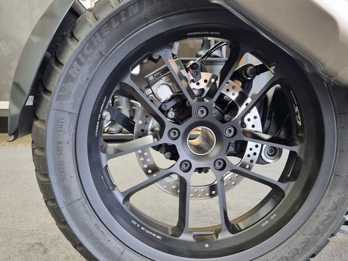 2026 BMW Motorrad R 1300 GS Adventure Triple Black BLACK STORM METALLIC