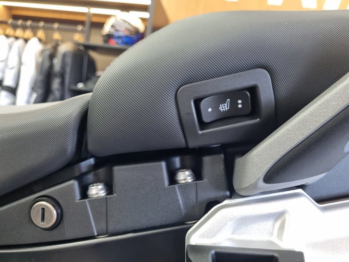 2026 BMW Motorrad R 1300 GS Adventure Triple Black BLACK STORM METALLIC
