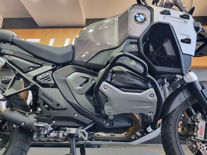 2026 BMW Motorrad R 1300 GS Adventure Triple Black BLACK STORM METALLIC