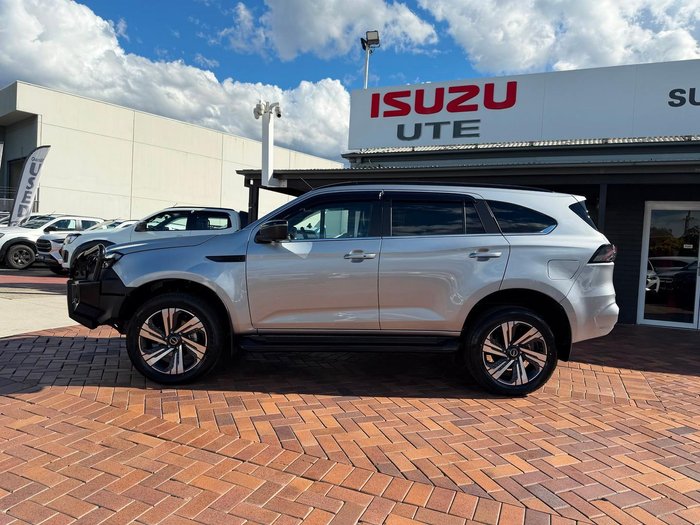 2026 Isuzu MU-X LS-T